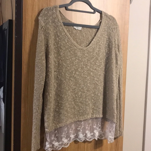 Sweater - Picture 1 of 1